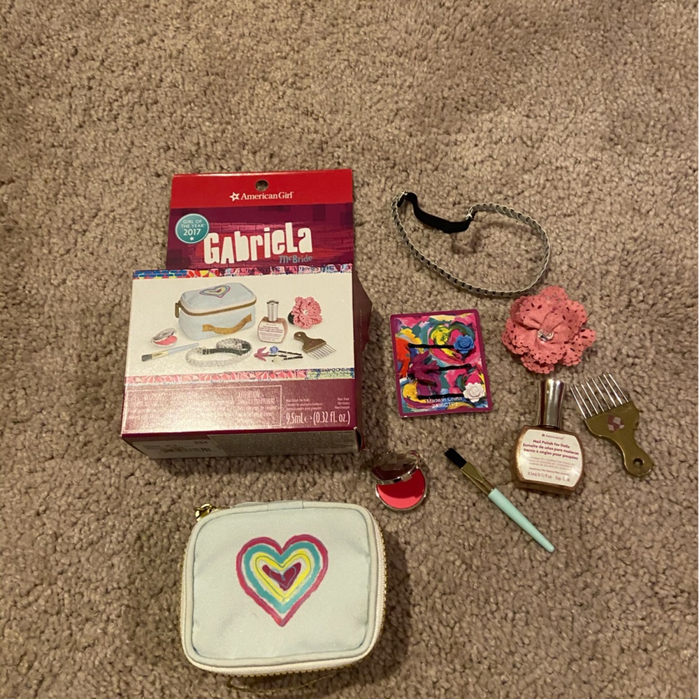 Gabriela’s Showtime Kit - American Girl